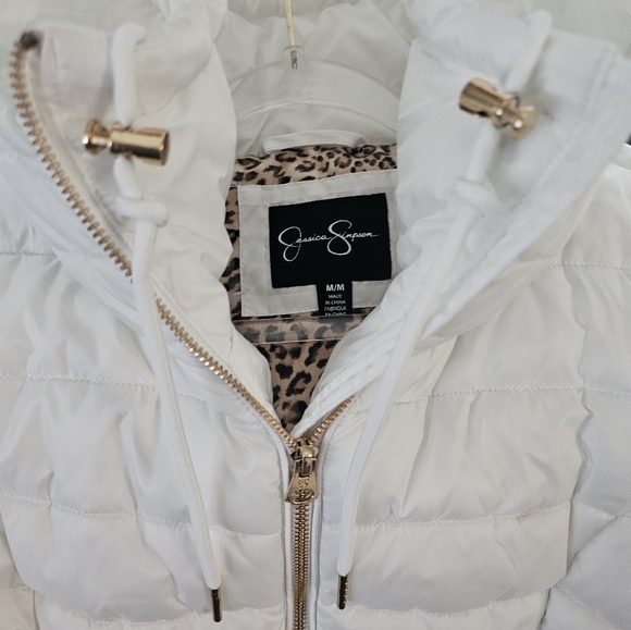 NWOTS!JESSICA SIMPSON WHITE/GOLD PUFFER PACKABLE JACKET! SIZE MED! NWOTS! - Picture 3 of 16